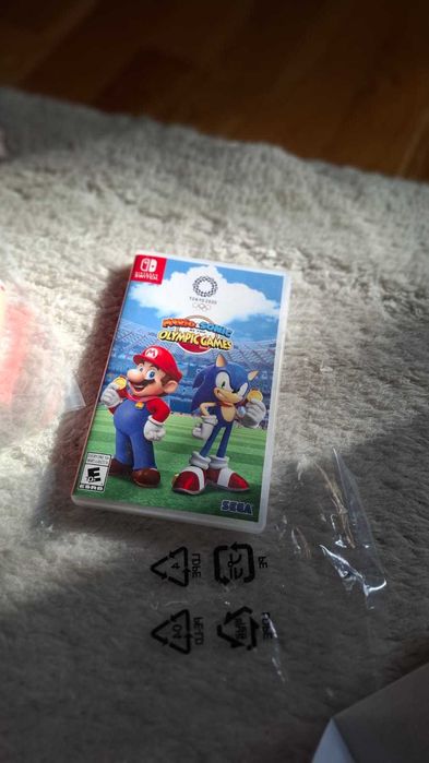 Nintendo Switch Lite Coral (Nou) + Joc Mario & Sonic