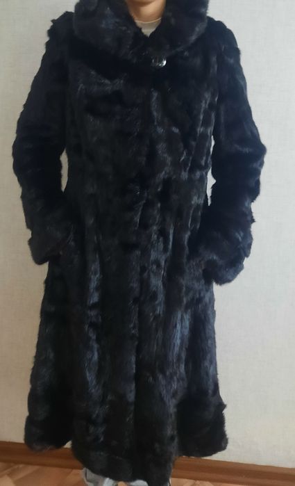 Норковая шуба с капюшоном