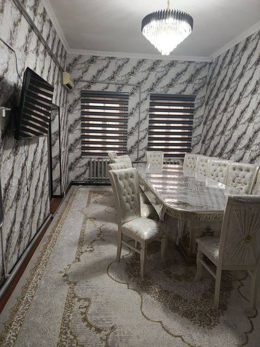 Uchaska 3 sotix, 5 ta xona bor