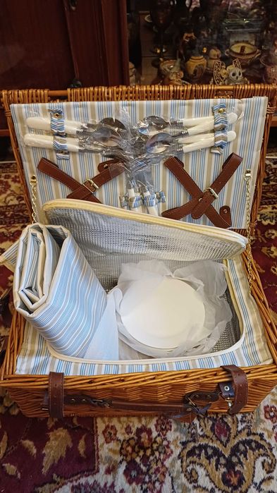 Cos picnic Bremen Madison Park, 4 persoane, cu patura, 46 x 30 x 21 cm