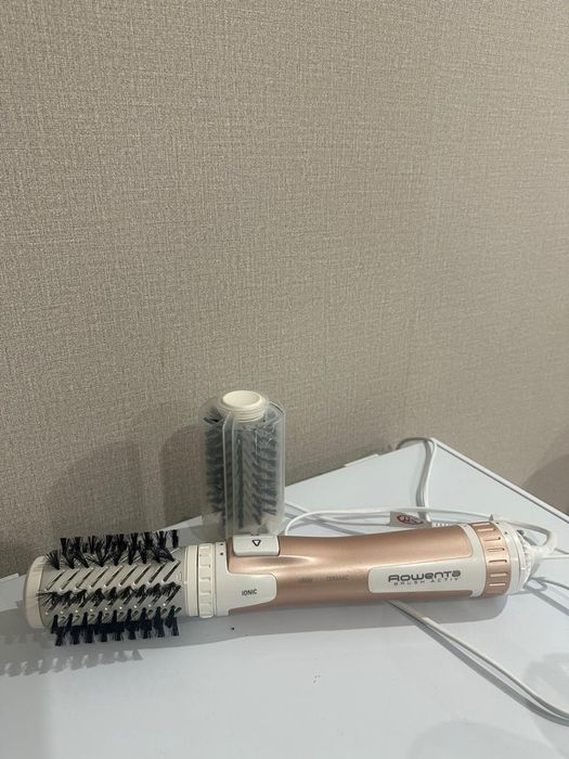 Продается ровента фен-щетка