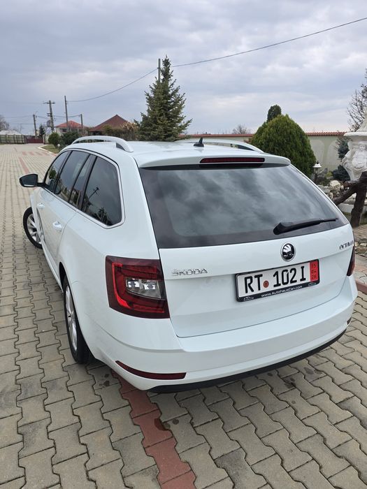 Skoda Octavia / AUTOMAT / CLEVER / 2019 / Euro 6 / NAVI+ / 2.0 Diesel