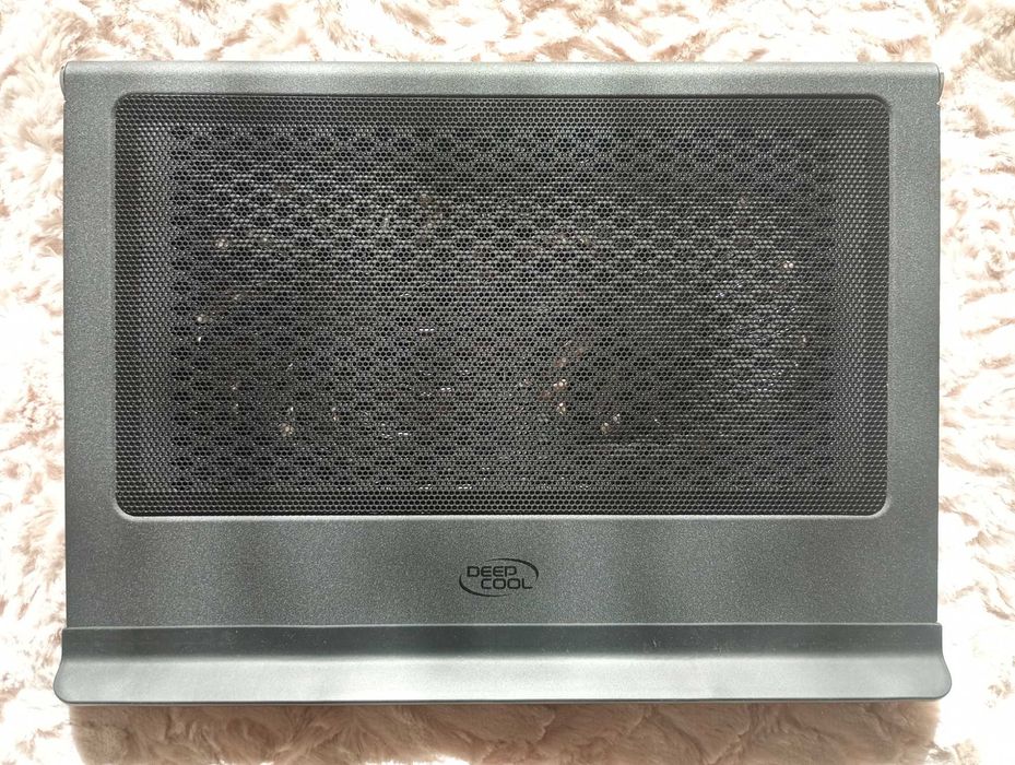 Продавам 3 нови охладителя за лаптоп DeepCool N65