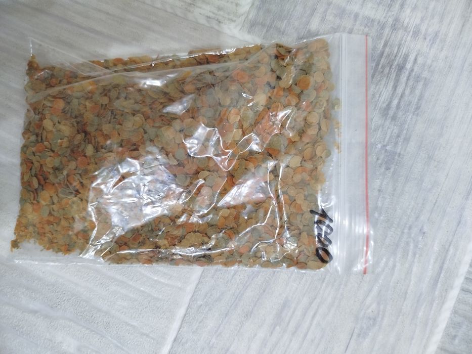 Продам корм для рыбок