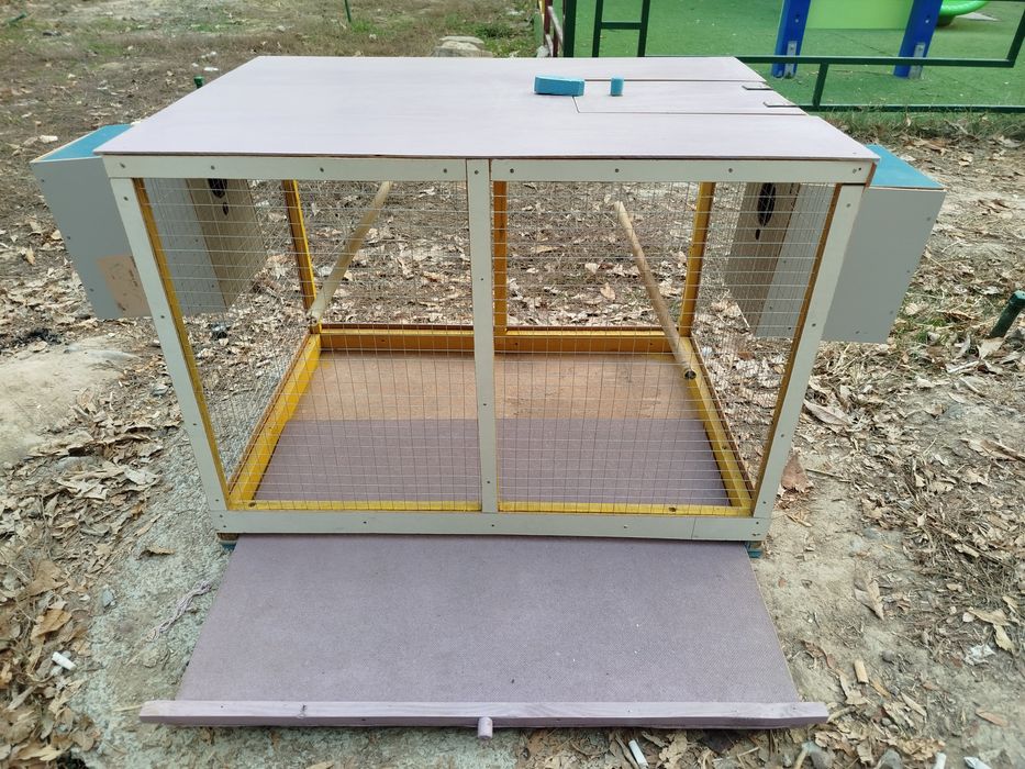 Клетка для птиц (попугаев, канареек и др.)