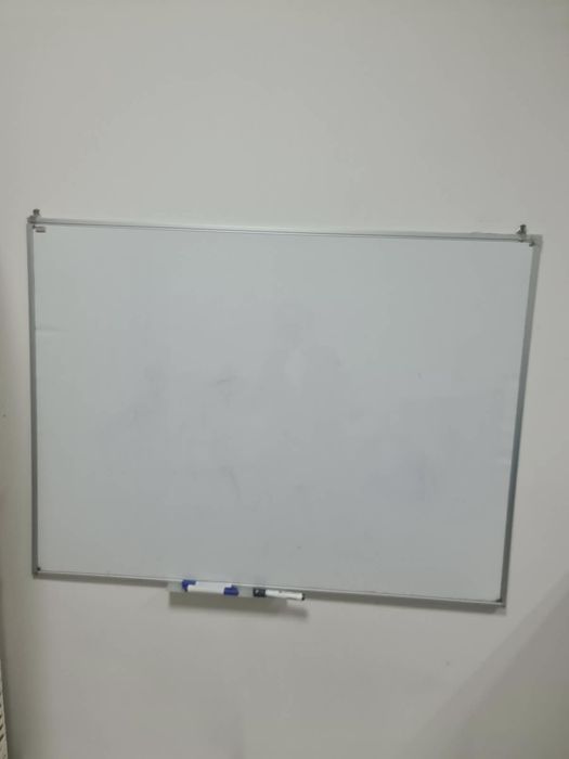 Доски маркерные 120х90 см, 90х60 см.