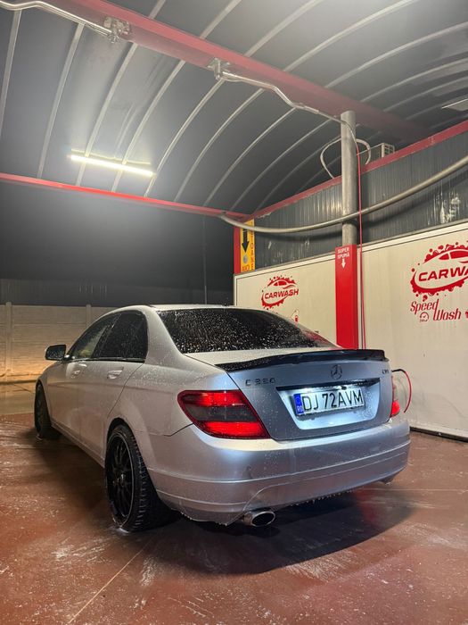 Vand mercedes w204 sau schimb cu ceva automat