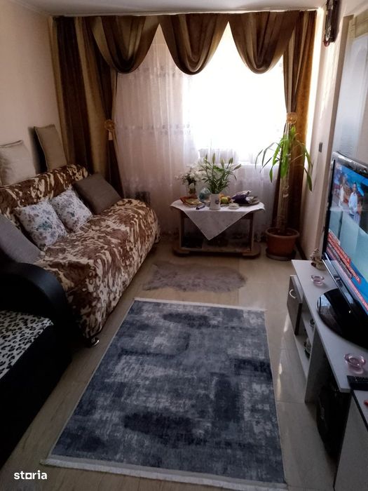 De Vanzare Casa zona Islaz