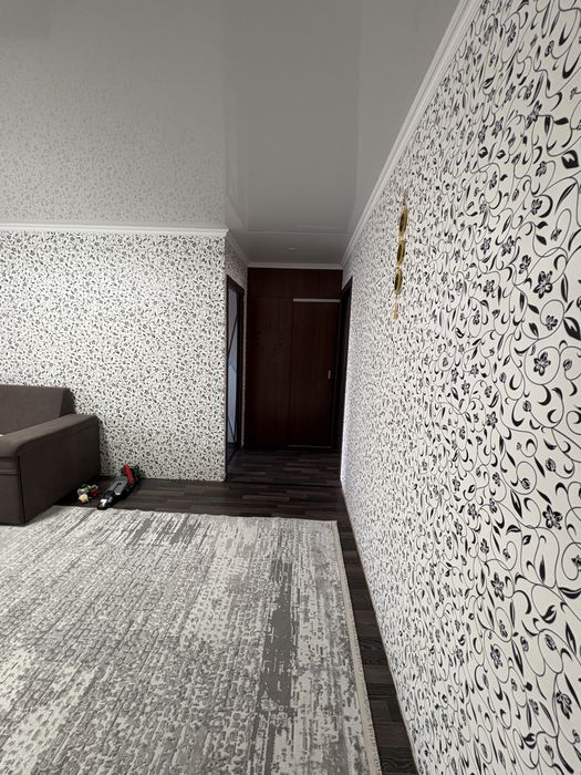 Продаю квартиру 1 микрорайон