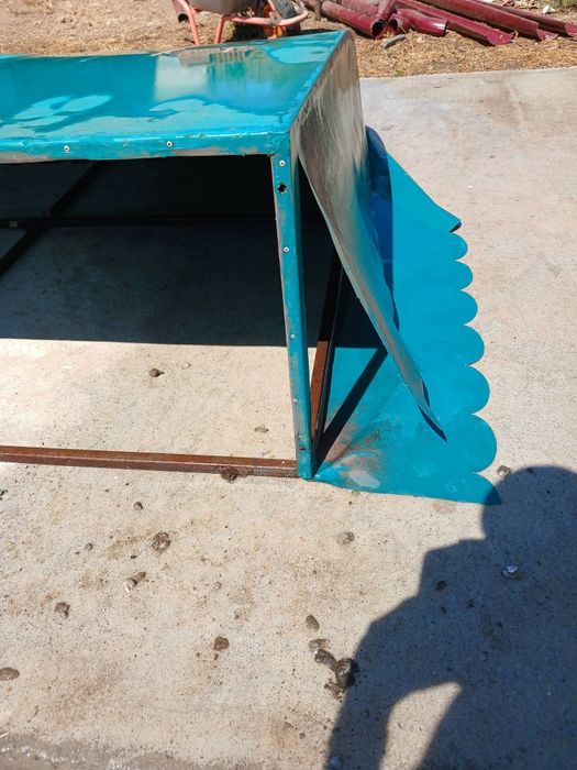 Vand copertina  folosita 4 ani