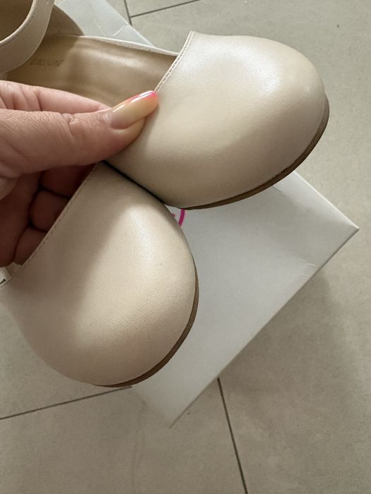 Pantofi dama cu toc mic ai bareta