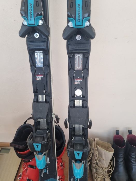 Vand rachete, schi ATOMIC X9s, 2025, 175cm
