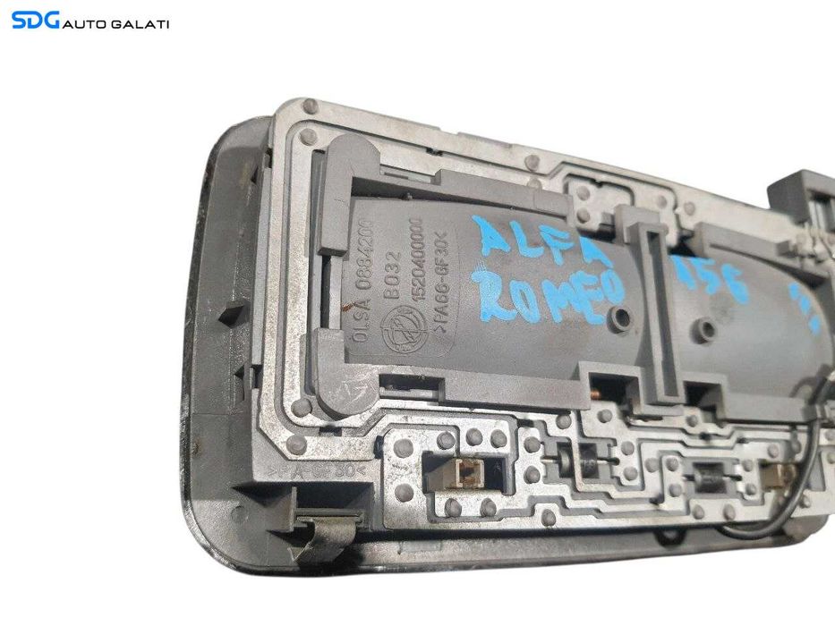 Plafoniera Lumini Lampa Iluminare Plafon Tavan Habitaclu Fata Alfa Romeo 147 2000 - 2010 Cod 1520400000 [N2990]