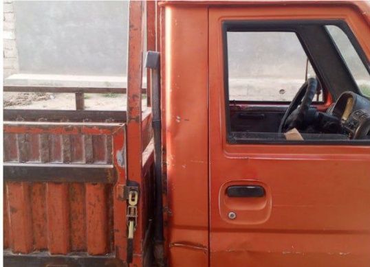 Matarolla qizil kabinali