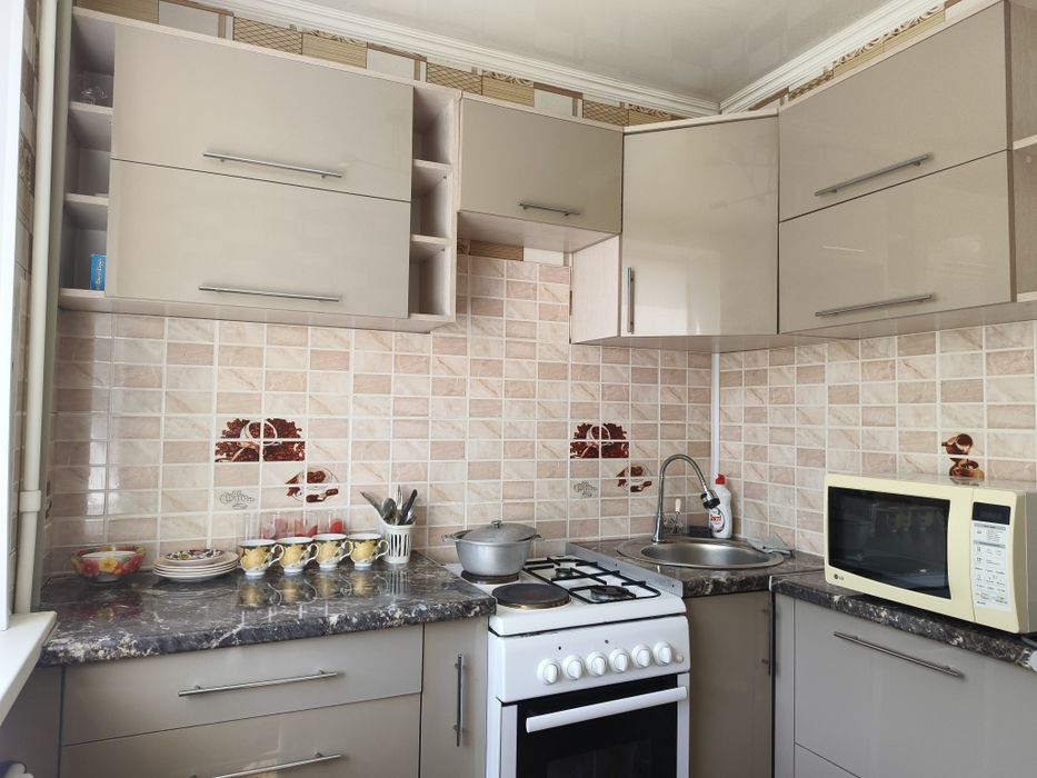 Сдам посуточно чистую квартиру