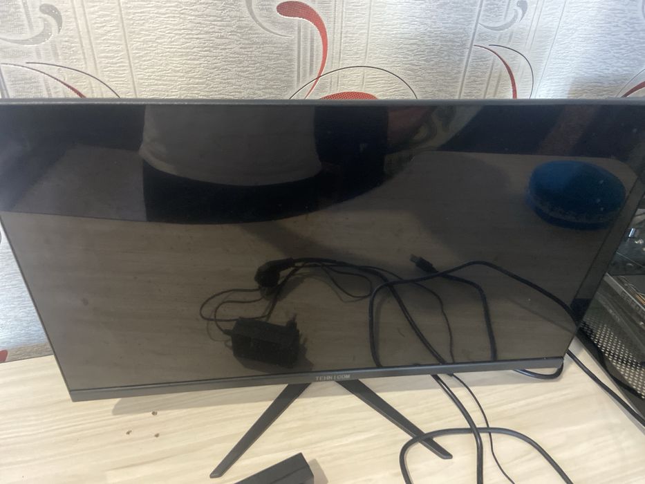 Монитор 240 гц в хорошем состоянии
