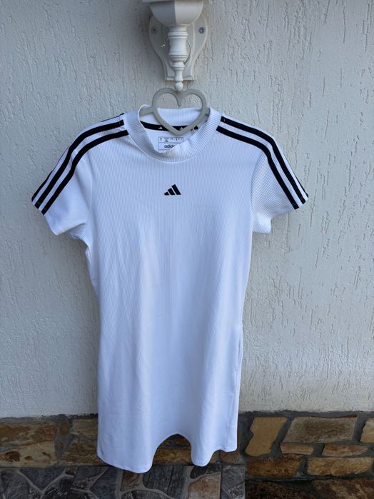 Спортна дамска рокля