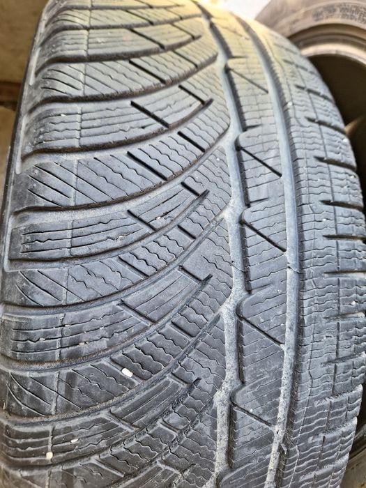 4 броя зимни гуми Michelin 235/55 R 18