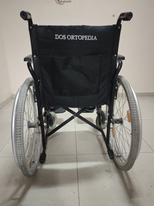 Продам инвалидную коляску