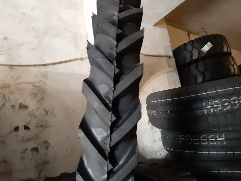 Anvelope noi 4.50-19 Cauciucuri de cositoare cu livrare rapida