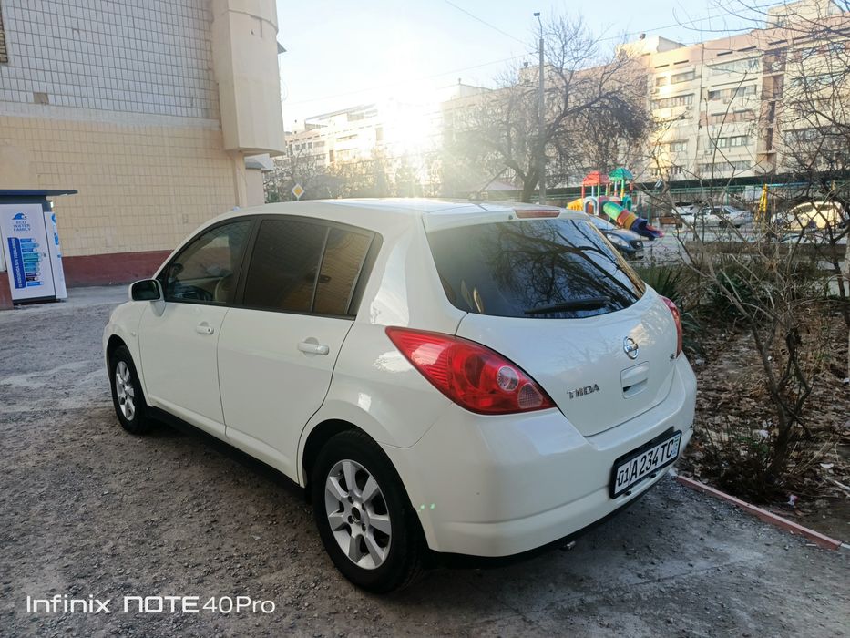 Nissan tiida  сотилади!!! Арендагаям берилади!!!