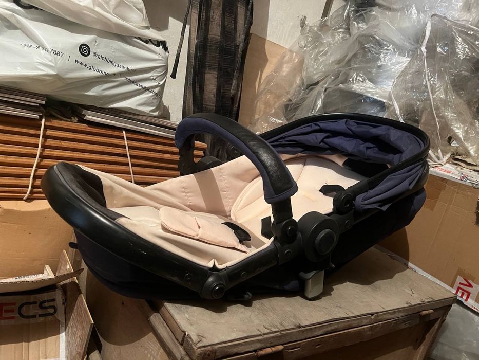 Скидка. Срочно продается продается качественная коляска