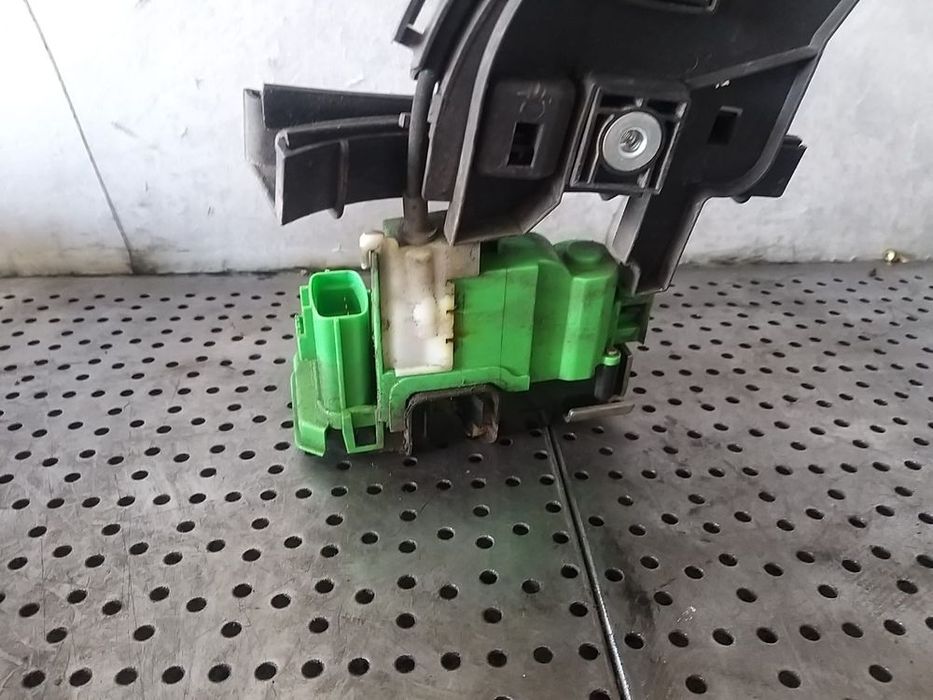 Broasca usa stanga spate alfa romeo giulietta 940 50525357