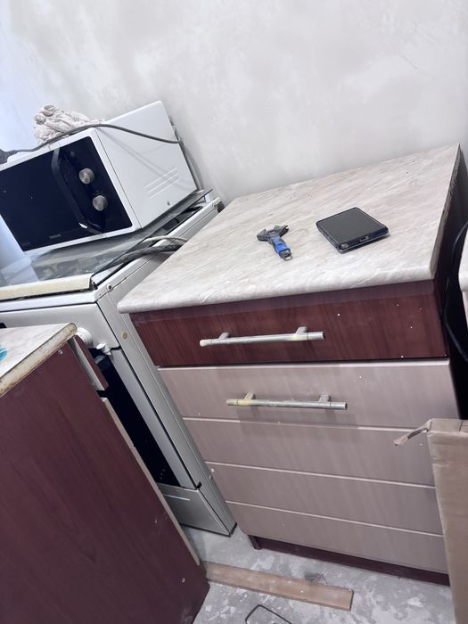 Отдам даром кухонный гарнитур