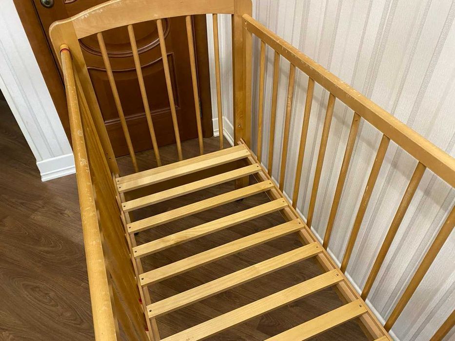 Кроватка детская