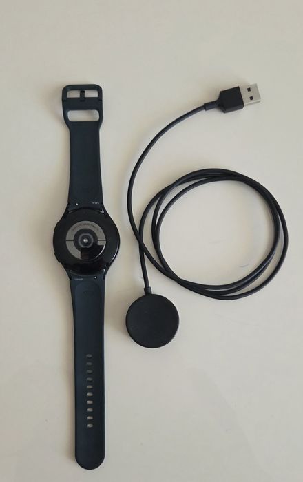 Samsung Galaxy watch 4 - 44mm SM-R870