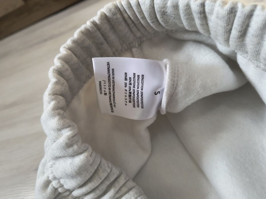 Pantaloni scurti Essentials negri+gri marimea S
