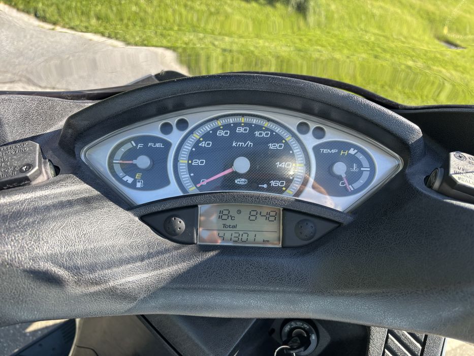 Scuter Yamaha X-Max 250cc