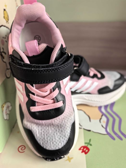 Детски маратонки за момиче