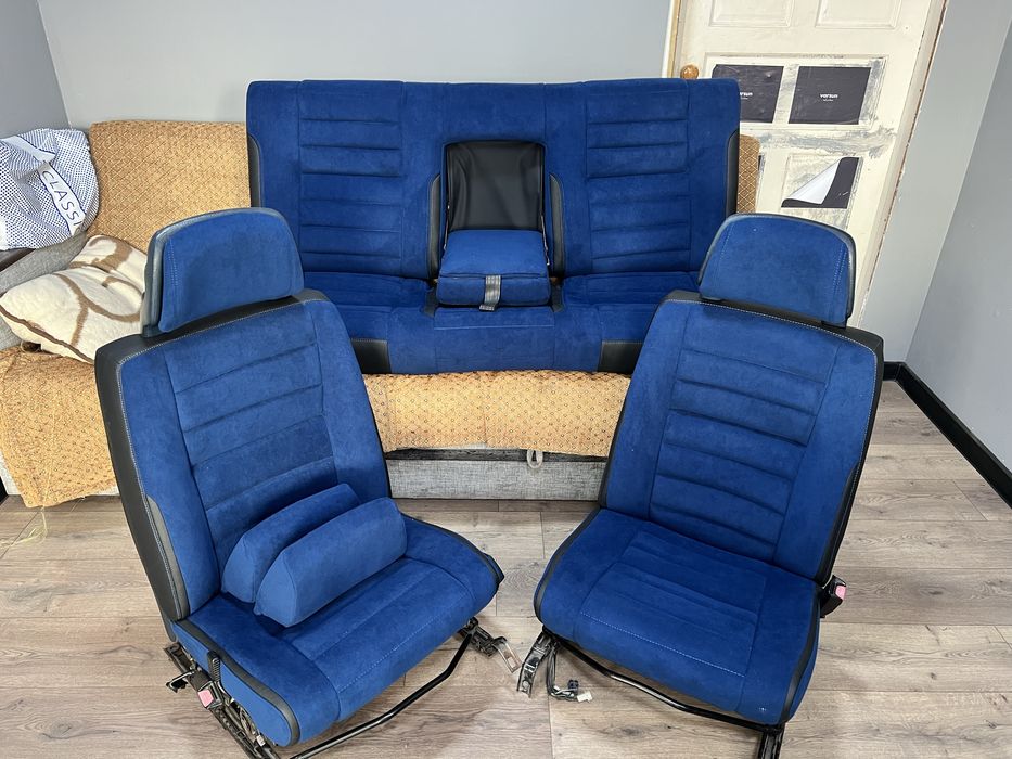 Пошив авто чехлов, перетяжка ру