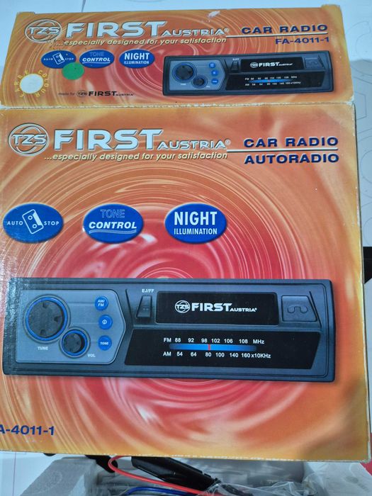 Radio-casetofon Auto, First