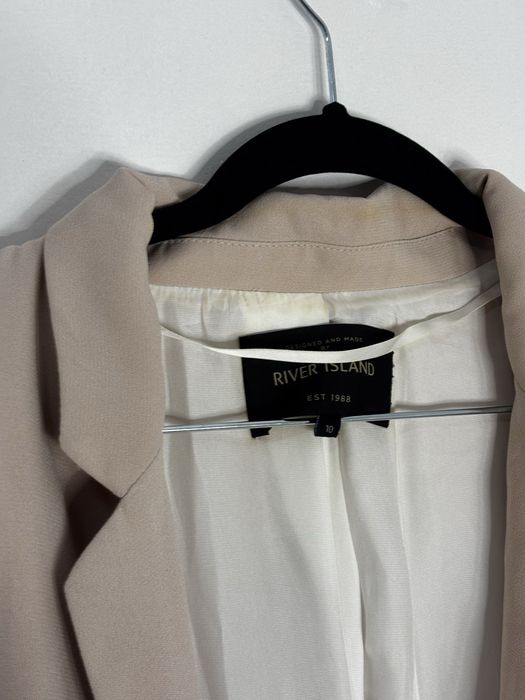 Рокли букле и елек цвят пудра