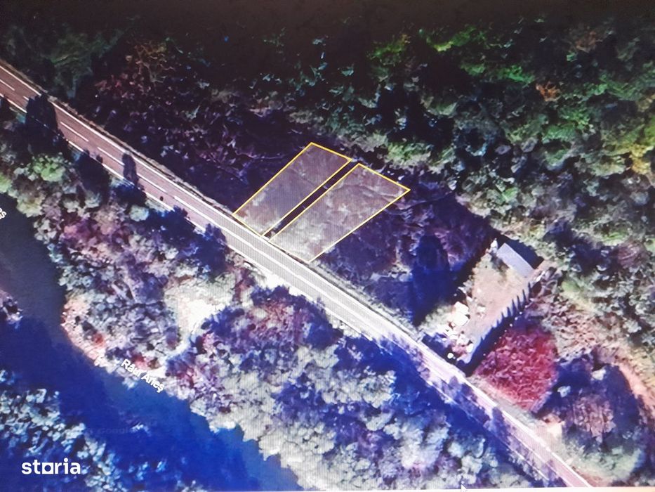 Două parcele a cate 730mp în Lungești, Iara