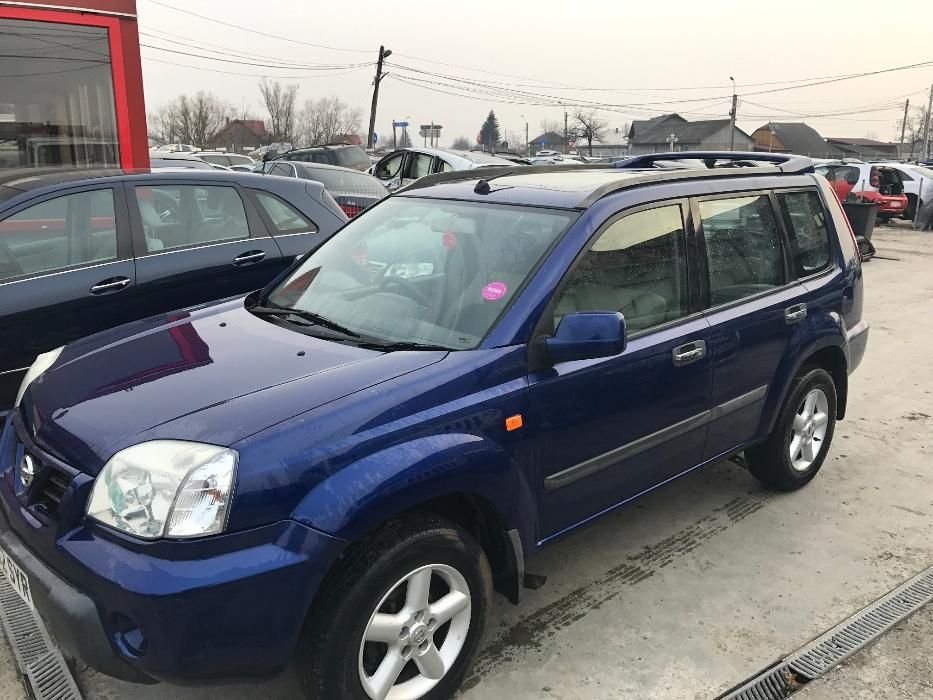Dezmembrez Nissan X-Trail 2.0 i 2.2dci 2002-2004