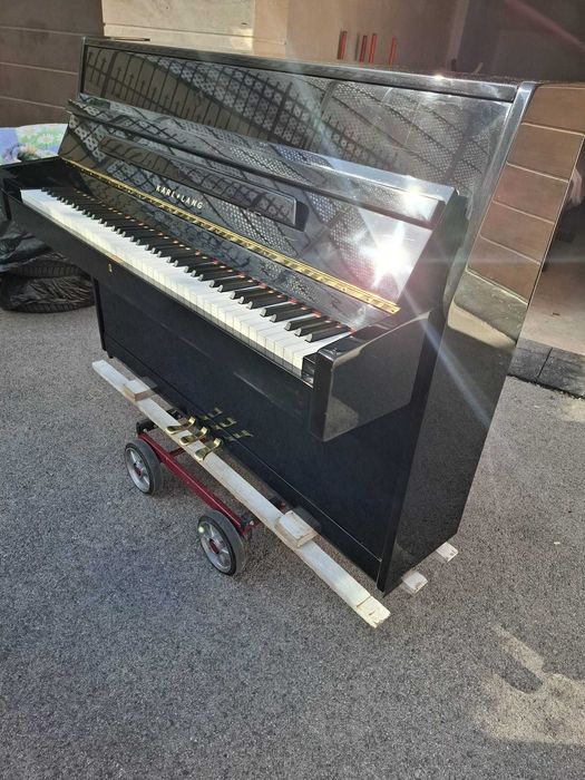 Акустично пиано Karl Lang