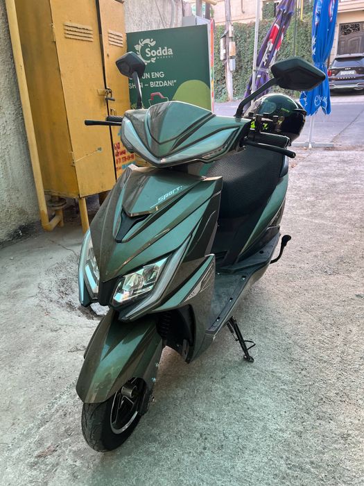 Elektro skuter kaskasi bilan