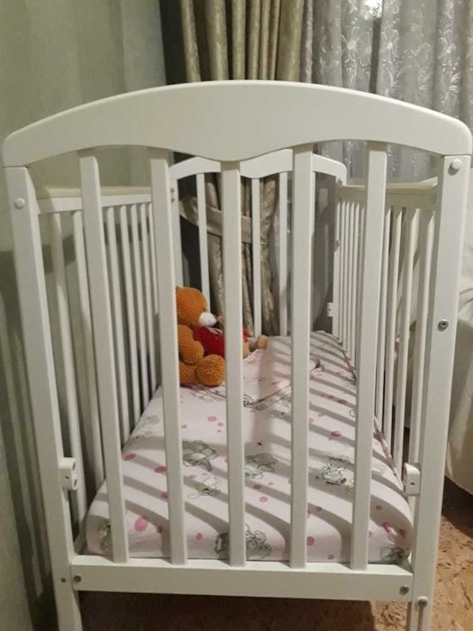 Кроватка- качалка детская