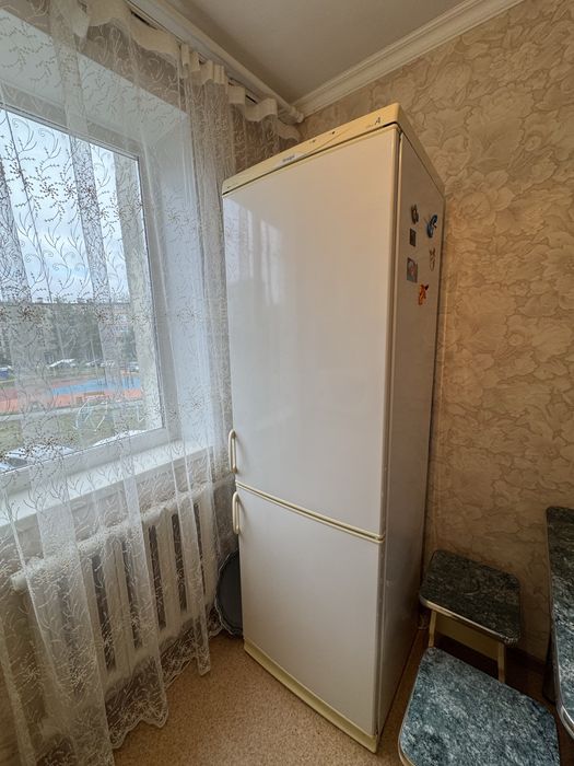 Холодильник в хорошем состоянии