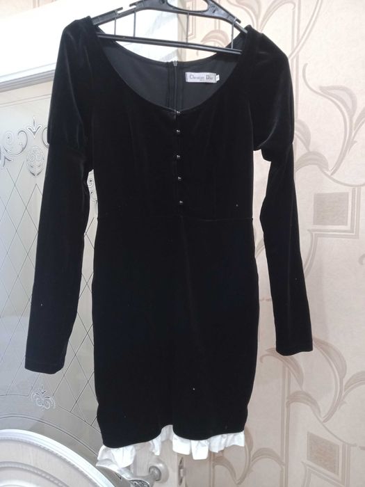 Продам платье и туфли , брюки