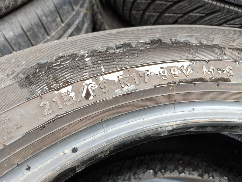 2бр Всесезонни гуми 215 65 17 - Pirelli