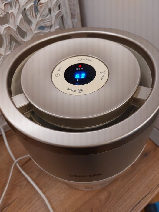 Umidificator aer Philips Nano Cloud. Filtru sigilat.