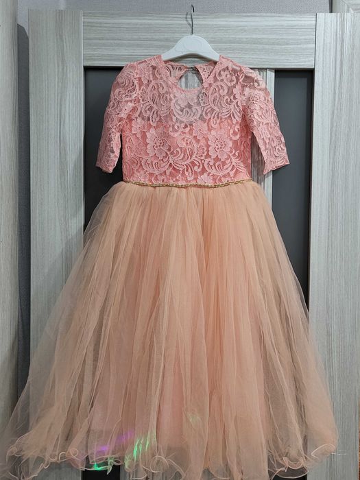 Платье детское нарядное