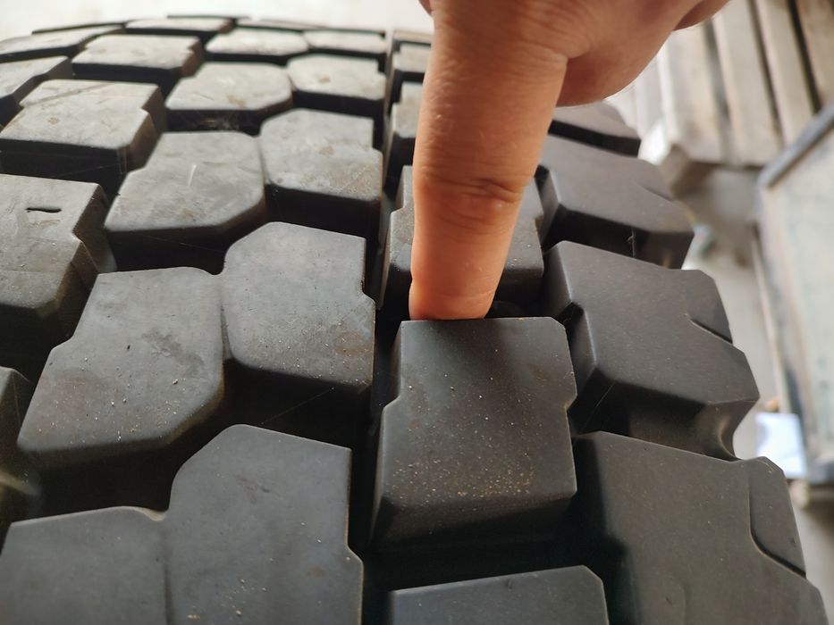 Гуми деференциялни за камион