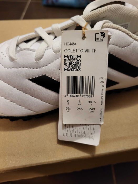 Vand adidasi fotbal Adidas piele 39 1/3