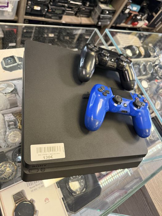 Playstation 4 500GB + 2 Джойстика