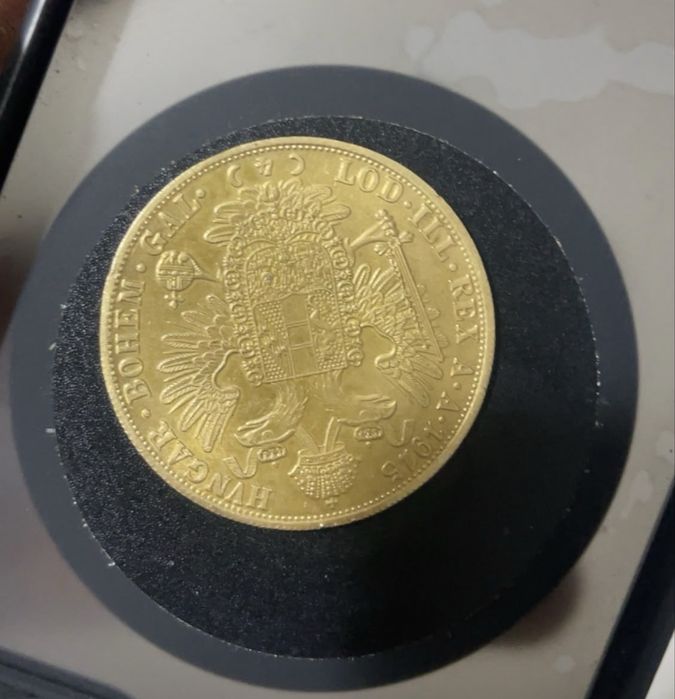 Vând monede placate cu aur de 24k Frank Iosif 4 ducat 1915 1la1 ce cele originale atât la aspect cat și la gramaj. Monedele